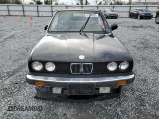✅ 1988 BMW 3 Series • VIN: WBABB2305J8860891 • Lot: 41530675. Listed on Copart with 123,974 mi. Free auction sales archive from the USA and detailed vehicle history report at DreamBid. Image 5.