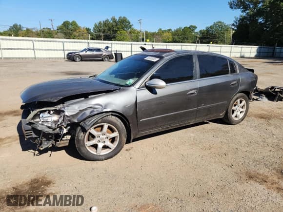 ✅ 2006 Nissan Altima S • VIN: 1N4AL11DX6N451862 • Лот: 85365305. Опубликован ранее на Copart с пробегом 188 077 миль. Бесплатный доступ к архиву аукционных продаж из США и подробный отчёт об истории автомобиля на DreamBid. Изображение 1.