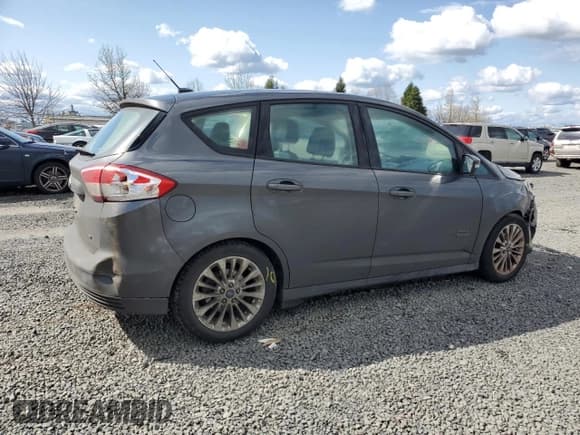 ✅ 2017 Ford C-Max SE • VIN: 1FADP5EU7HL112817 • Lot: 51847505. Listed on Copart with 134,357 mi. Free auction sales archive from the USA and detailed vehicle history report at DreamBid. Image 3.