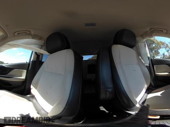 ✅ 2019 Buick Encore Preferred • VIN: KL4CJASB3KB737886 • Лот: 43365320. Опубликован ранее на IAAI с пробегом 77 627 миль. Бесплатный доступ к архиву аукционных продаж из США и подробный отчёт об истории автомобиля на DreamBid. Изображение 19.