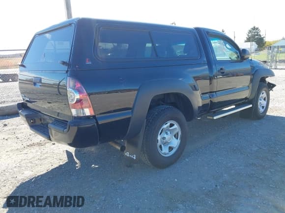 ✅ 2011 Toyota Tacoma • VIN: 5TFPX4EN9BX001390 • Lot: 43605165. Listed on IAAI with 125,923 mi. Free auction sales archive from the USA and detailed vehicle history report at DreamBid. Image 4.