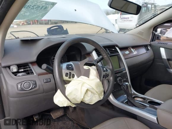 ✅ 2013 Ford Edge Limited • VIN: 2FMDK3KC1DBB83431 • Лот: 41528848. Опубликован ранее на IAAI с пробегом 223 507 миль. Бесплатный доступ к архиву аукционных продаж из США и подробный отчёт об истории автомобиля на DreamBid. Изображение 18.