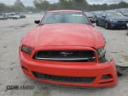 ✅ 2014 Ford Mustang V6 • VIN: 1ZVBP8AM1E5251122 • Lot: 85587185. Wystawiony na Copart z przebiegiem 183 940 mil. Bezpłatny archiwum sprzedaży aukcyjnych z USA i szczegółowy raport historii pojazdu na DreamBid. Zdjęcie 5.