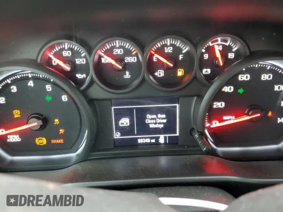 ✅ 2021 GMC Sierra 1500 • VIN: 3GTU9AEF1MG269684 • Lot: 84997854. Wystawiony na Copart z przebiegiem 98 349 mil. Bezpłatny archiwum sprzedaży aukcyjnych z USA i szczegółowy raport historii pojazdu na DreamBid. Zdjęcie 9.