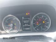 ✅ 2017 Toyota RAV4 XLE • VIN: JTMRJREVXHD124407 • Lot: 42892208. Listed on IAAI with 126,086 mi. Free auction sales archive from the USA and detailed vehicle history report at DreamBid. Image 7.