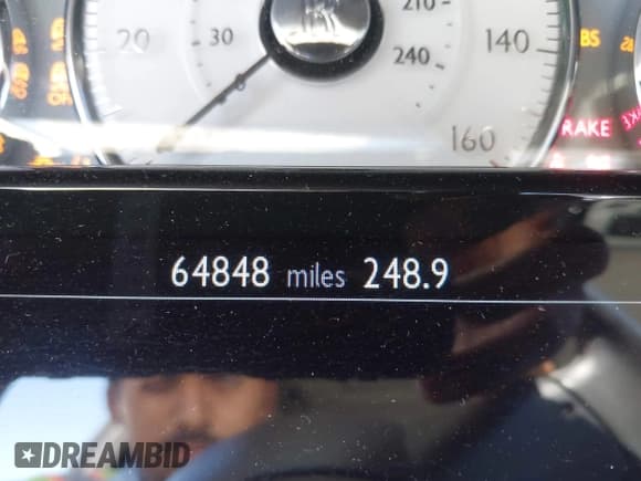 ✅ 2016 Rolls-Royce Ghost • VIN: SCA664S53GUX53668 • Lot: 43469088. Wystawiony na IAAI z przebiegiem 64 848 mil. Bezpłatny archiwum sprzedaży aukcyjnych z USA i szczegółowy raport historii pojazdu na DreamBid. Zdjęcie 15.