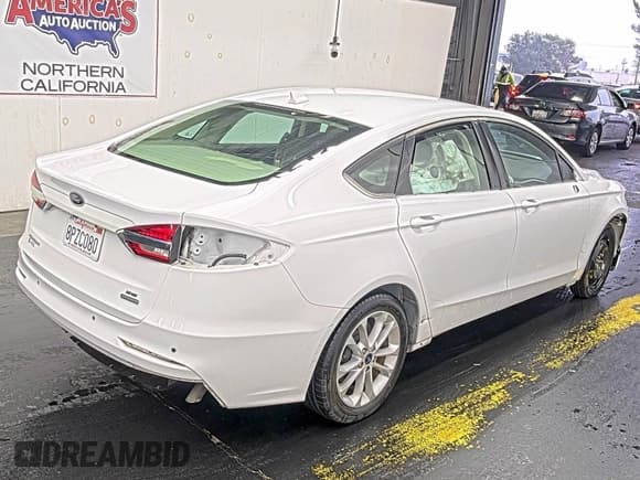 ✅ 2020 Ford Fusion SE • VIN: 3FA6P0LU6LR195729 • Лот: 43827147. Опубликован ранее на IAAI с пробегом 40 151 миль. Бесплатный доступ к архиву аукционных продаж из США и подробный отчёт об истории автомобиля на DreamBid. Изображение 8.