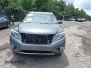 ✅ 2015 Nissan Pathfinder SL • VIN: 5N1AR2MM2FC705100 • Lot: 42481019. Wystawiony na IAAI z przebiegiem 129 750 mil. Bezpłatny archiwum sprzedaży aukcyjnych z USA i szczegółowy raport historii pojazdu na DreamBid. Zdjęcie 13.