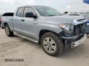 ✅ 2020 Toyota Tundra SR • VIN: 5TFRY5F15LX269636 • Lot: 70019085. Wystawiony na Copart z przebiegiem 55 913 mil. Bezpłatny archiwum sprzedaży aukcyjnych z USA i szczegółowy raport historii pojazdu na DreamBid. Zdjęcie 4.