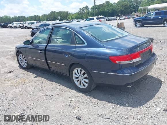 2006 Hyundai Azera SE с VIN KMHFC46F36A115873, выставлен на аукционе IAAI как лот 42199891 с пробегом 206 421 миль миль и . История ставок и продаж доступна на DreamBid. Изображение 3.