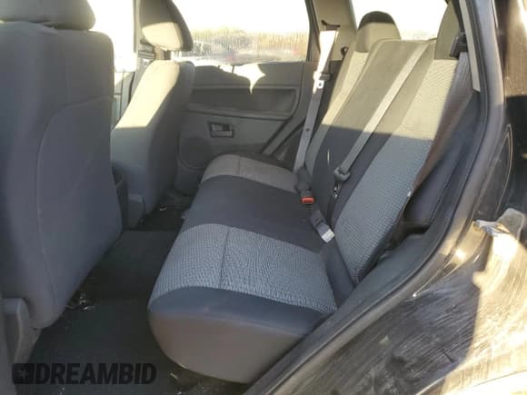 ✅ 2008 Jeep Grand Cherokee Laredo • VIN: 1J8HR48N28C150453 • Lot: 90440265. Wystawiony na Copart z przebiegiem 166 413 mil. Bezpłatny archiwum sprzedaży aukcyjnych z USA i szczegółowy raport historii pojazdu na DreamBid. Zdjęcie 11.