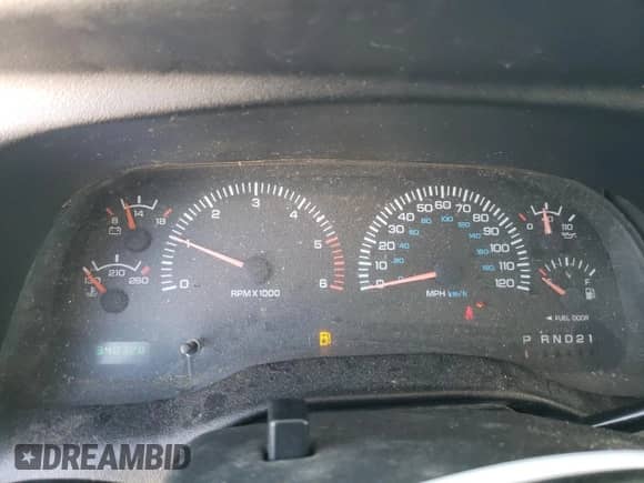 ✅ 2001 Dodge 1500 • VIN: 3B7HC13Y81G167933 • Лот: 88690105. Размещён на Copart с пробегом 340 328 миль миль. Получите бесплатный доступ к архиву аукционных продаж из США и посмотрите подробный отчёт об истории автомобиля на DreamBid. Изображение 9.