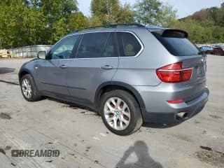 ✅ 2013 BMW X5 xDrive35i • VIN: 5UXZV4C51D0G53483 • Lot: 84648625. Wystawiony na Copart z przebiegiem 184 815 mil. Bezpłatny archiwum sprzedaży aukcyjnych z USA i szczegółowy raport historii pojazdu na DreamBid. Zdjęcie 2.