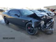 ✅ 2012 Dodge Challenger SRT-8 392 • VIN: 2C3CDYCJ8CH137762 • Lot: 45480925. Wystawiony na Copart z przebiegiem 85 383 mil. Bezpłatny archiwum sprzedaży aukcyjnych z USA i szczegółowy raport historii pojazdu na DreamBid. Zdjęcie 4.