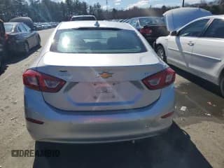 ✅ 2019 Chevrolet Cruze LT • VIN: 1G1BE5SM6K7132934 • Lot: 43981163. Listed on Copart with 83,774 mi. Free auction sales archive from the USA and detailed vehicle history report at DreamBid. Image 6.