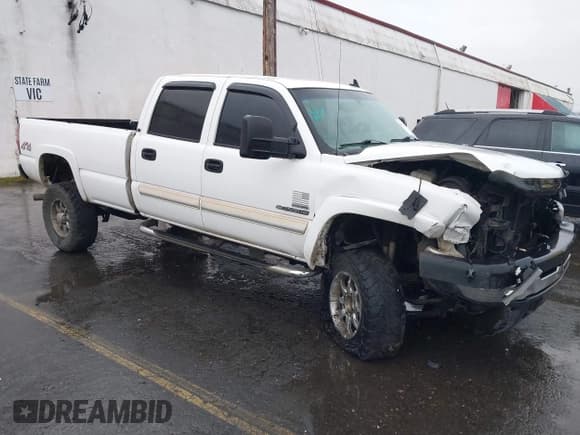 ✅ 2006 Chevrolet Silverado 2500HD LT1 • VIN: 1GCHK23D46F191371 • Лот: 41032500. Опубликован ранее на IAAI с пробегом Не указан. Бесплатный доступ к архиву аукционных продаж из США и подробный отчёт об истории автомобиля на DreamBid. Изображение 1.