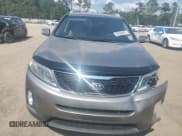 ✅ 2015 Kia Sorento EX • VIN: 5XYKU4A74FG627836 • Лот: 81930875. Опубликован ранее на Copart с пробегом 186 767 миль. Бесплатный доступ к архиву аукционных продаж из США и подробный отчёт об истории автомобиля на DreamBid. Изображение 5.