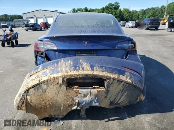 ✅ 2020 Tesla Model 3 Standard Range Plus • VIN: 5YJ3E1EA8LF708900 • Lot: 58041525. Wystawiony na Copart z przebiegiem 70 498 mil. Bezpłatny archiwum sprzedaży aukcyjnych z USA i szczegółowy raport historii pojazdu na DreamBid. Zdjęcie 6.