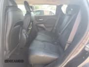 ✅ 2022 Jeep Cherokee Latitude Lux • VIN: 1C4PJMMX3ND501863 • Lot: 63620894. Wystawiony na Copart z przebiegiem 13 414 mil. Bezpłatny archiwum sprzedaży aukcyjnych z USA i szczegółowy raport historii pojazdu na DreamBid. Zdjęcie 11.