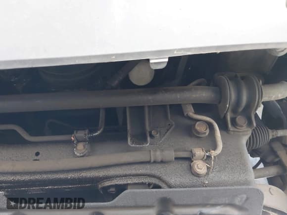 ✅ 2006 Jeep Commander • VIN: 1J8HG48N06C210930 • Lot: 42382695. Wystawiony na IAAI z przebiegiem 166 928 mil. Bezpłatny archiwum sprzedaży aukcyjnych z USA i szczegółowy raport historii pojazdu na DreamBid. Zdjęcie 14.