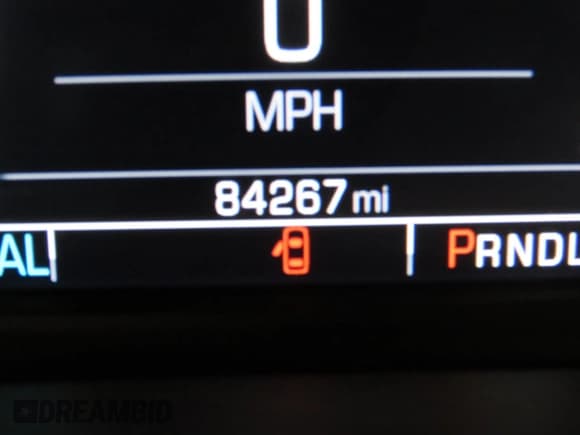 ✅ 2018 Chevrolet Suburban LT • VIN: 1GNSKHKC9JR395664 • Lot: 85802344. Wystawiony na Copart z przebiegiem 84 267 mil. Bezpłatny archiwum sprzedaży aukcyjnych z USA i szczegółowy raport historii pojazdu na DreamBid. Zdjęcie 8.