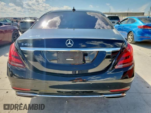 ✅ 2018 Mercedes-Benz S 450 • VIN: WDDUG6GB9JA362644 • Lot: 82101965. Listed on Copart with 41,226 mi. Free auction sales archive from the USA and detailed vehicle history report at DreamBid. Image 6.