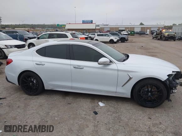 ✅ 2019 Genesis G70 Advanced • VIN: KMTG34LA4KU027071 • Lot: 43527825. Wystawiony na IAAI z przebiegiem 78 946 mil. Bezpłatny archiwum sprzedaży aukcyjnych z USA i szczegółowy raport historii pojazdu na DreamBid. Zdjęcie 14.