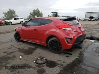 ✅ 2015 Hyundai Veloster Turbo • VIN: KMHTC6AE5FU240496 • Lot: 71472274. Wystawiony na Copart z przebiegiem Nie podano. Bezpłatny archiwum sprzedaży aukcyjnych z USA i szczegółowy raport historii pojazdu na DreamBid. Zdjęcie 2.