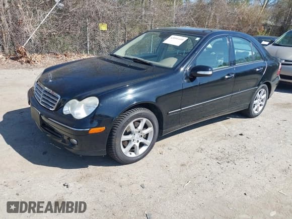 ✅ 2007 Mercedes-Benz C 280 Luxury • VIN: WDBRF54H07A924928 • Lot: 42091410. Wystawiony na IAAI z przebiegiem 114 844 mil. Bezpłatny archiwum sprzedaży aukcyjnych z USA i szczegółowy raport historii pojazdu na DreamBid. Zdjęcie 2.