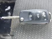 ✅ 2017 Volkswagen Passat S • VIN: 1VWAT7A38HC079423 • Lot: 43786850. Wystawiony na IAAI z przebiegiem 195 592 mil. Bezpłatny archiwum sprzedaży aukcyjnych z USA i szczegółowy raport historii pojazdu na DreamBid. Zdjęcie 11.