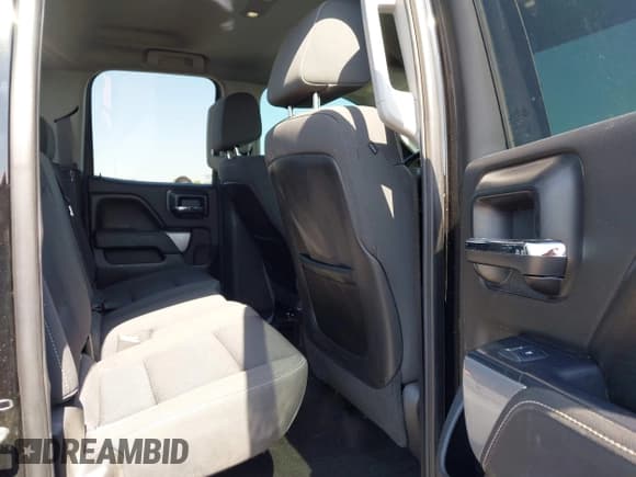 ✅ 2015 Chevrolet Silverado 2500HD LT • VIN: 1GC2KVEG2FZ548656 • Lot: 42496634. Wystawiony na IAAI z przebiegiem 248 812 mil. Bezpłatny archiwum sprzedaży aukcyjnych z USA i szczegółowy raport historii pojazdu na DreamBid. Zdjęcie 8.