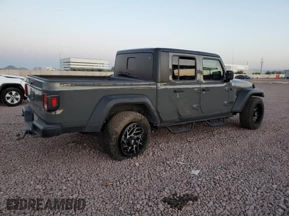 ✅ 2021 Jeep Gladiator Sport S • VIN: 1C6HJTAG0ML561078 • Лот: 53305815. Опубликован ранее на Copart с пробегом 68 488 миль. Бесплатный доступ к архиву аукционных продаж из США и подробный отчёт об истории автомобиля на DreamBid. Изображение 3.