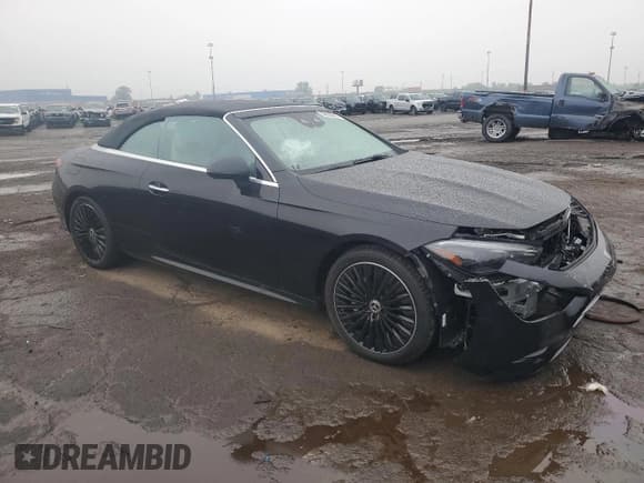 ✅ 2025 Mercedes-Benz CLE 300 • VIN: W1KMK4HB3SF046100 • Lot: 59988945. Wystawiony na Copart z przebiegiem Nie podano. Bezpłatny archiwum sprzedaży aukcyjnych z USA i szczegółowy raport historii pojazdu na DreamBid. Zdjęcie 4.