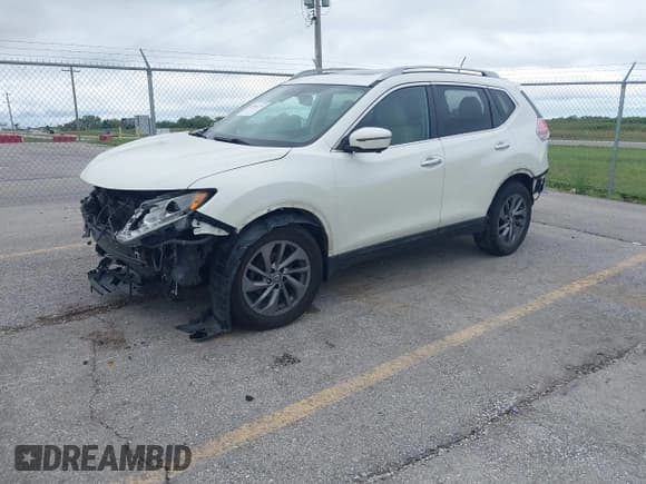 ✅ 2016 Nissan Rogue SL • VIN: 5N1AT2MV3GC751370 • Lot: 42868274. Listed on IAAI with 197,092 mi. Free auction sales archive from the USA and detailed vehicle history report at DreamBid. Image 2.