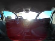 ✅ 2020 Chevrolet Trax LT • VIN: KL7CJPSBXLB313631 • Lot: 42590312. Wystawiony na IAAI z przebiegiem 57 032 mil. Bezpłatny archiwum sprzedaży aukcyjnych z USA i szczegółowy raport historii pojazdu na DreamBid. Zdjęcie 18.