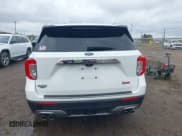 ✅ 2023 Ford Explorer King Ranch • VIN: 1FM5K7LC4PGC11486 • Lot: 41365541. Wystawiony na IAAI z przebiegiem 6 271 mil. Bezpłatny archiwum sprzedaży aukcyjnych z USA i szczegółowy raport historii pojazdu na DreamBid. Zdjęcie 16.