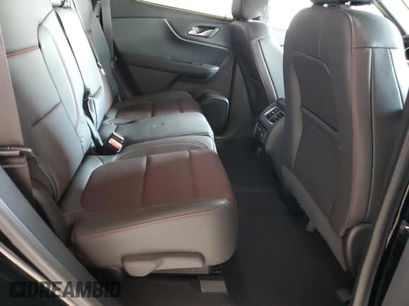 ✅ 2023 Chevrolet Blazer RS • VIN: 3GNKBKRS6PS210308 • Lot: 69443145. Wystawiony na Copart z przebiegiem 8 319 mil. Bezpłatny archiwum sprzedaży aukcyjnych z USA i szczegółowy raport historii pojazdu na DreamBid. Zdjęcie 10.