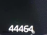 ✅ 2021 Volvo XC40 Momentum • VIN: YV4162UK4M2471473 • Lot: 43780178. Wystawiony na IAAI z przebiegiem 44 464 mil. Bezpłatny archiwum sprzedaży aukcyjnych z USA i szczegółowy raport historii pojazdu na DreamBid. Zdjęcie 15.