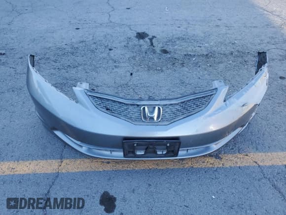 ✅ 2009 Honda Fit • VIN: JHMGE88289S072150 • Lot: 84622435. Listed on Copart with 115,962 mi. Free auction sales archive from the USA and detailed vehicle history report at DreamBid. Image 12.