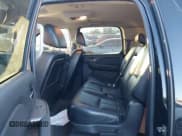 ✅ 2007 Chevrolet Suburban LT • VIN: 3GNFC16077G248080 • Lot: 41289912. Listed on IAAI with 129,622 mi. Free auction sales archive from the USA and detailed vehicle history report at DreamBid. Image 8.