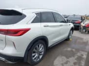 ✅ 2020 Infiniti QX50 Luxe • VIN: 3PCAJ5M15LF105513 • Lot: 41492732. Wystawiony na IAAI z przebiegiem 71 576 mil. Bezpłatny archiwum sprzedaży aukcyjnych z USA i szczegółowy raport historii pojazdu na DreamBid. Zdjęcie 18.