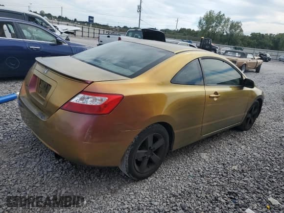 ✅ 2008 Honda Civic EX-L • VIN: 2HGFG12988H557898 • Лот: 70732245. Опубликован ранее на Copart с пробегом 267 343 миль. Бесплатный доступ к архиву аукционных продаж из США и подробный отчёт об истории автомобиля на DreamBid. Изображение 3.