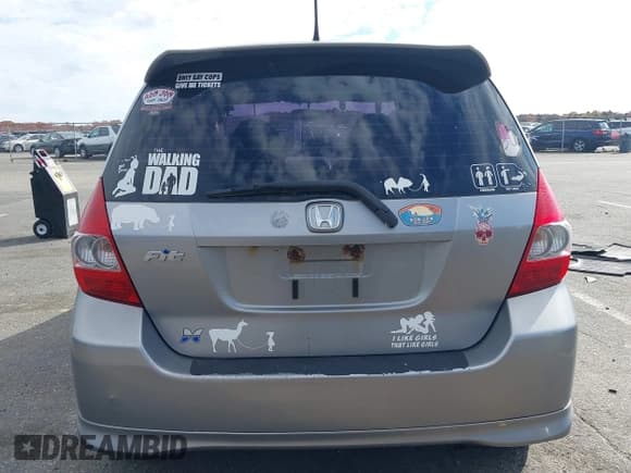 ✅ 2008 Honda Fit Sport • VIN: JHMGD38628S006068 • Лот: 43625474. Опубликован ранее на IAAI с пробегом 221 140 миль. Бесплатный доступ к архиву аукционных продаж из США и подробный отчёт об истории автомобиля на DreamBid. Изображение 16.