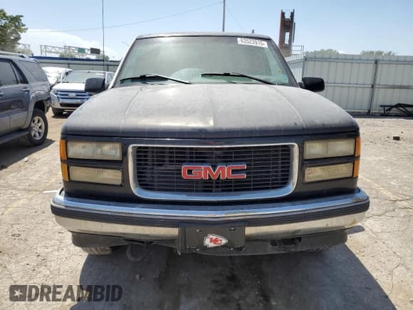 ✅ 1995 GMC Sierra 1500 • VIN: 2GTEK19K5S1568617 • Lot: 63523915. Listed on Copart with 241,097 mi. Free auction sales archive from the USA and detailed vehicle history report at DreamBid. Image 5.