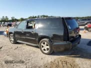 ✅ 2008 Chevrolet Suburban LTZ • VIN: 3GNFC16008G170503 • Lot: 78436104. Wystawiony na Copart z przebiegiem 225 909 mil. Bezpłatny archiwum sprzedaży aukcyjnych z USA i szczegółowy raport historii pojazdu na DreamBid. Zdjęcie 2.