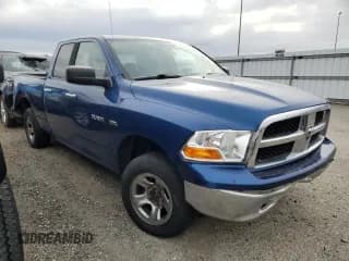 ✅ 2009 Dodge 1500 SLT • VIN: 1D3HV18T19S764537 • Lot: 80495374. Wystawiony na Copart z przebiegiem 207 710 mil. Bezpłatny archiwum sprzedaży aukcyjnych z USA i szczegółowy raport historii pojazdu na DreamBid. Zdjęcie 4.