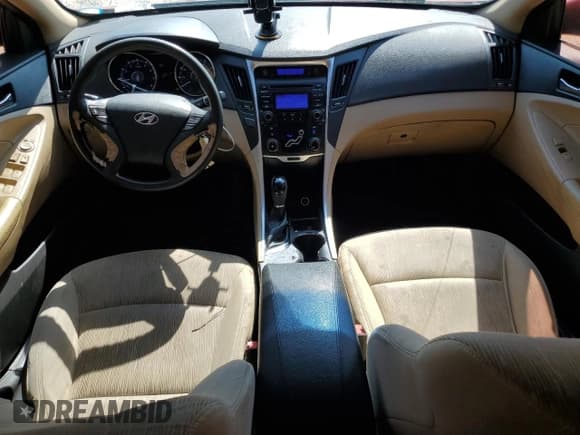 ✅ 2012 Hyundai Sonata GLS • VIN: 5NPEB4ACXCH501789 • Lot: 68034414. Listed on Copart with 189,634 mi. Free auction sales archive from the USA and detailed vehicle history report at DreamBid. Image 8.