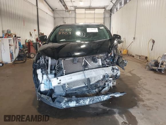 ✅ 2019 Toyota Highlander LE • VIN: 5TDBZRFH3KS933004 • Lot: 42708909. Wystawiony na IAAI z przebiegiem Nie podano. Bezpłatny archiwum sprzedaży aukcyjnych z USA i szczegółowy raport historii pojazdu na DreamBid. Zdjęcie 13.