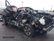 ✅ 2019 Toyota Tacoma SR5 • VIN: 3TMBZ5DN3KM017425 • Lot: 41582479. Wystawiony na IAAI z przebiegiem 87 576 mil. Bezpłatny archiwum sprzedaży aukcyjnych z USA i szczegółowy raport historii pojazdu na DreamBid. Zdjęcie 1.