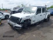 ✅ 2022 Jeep Gladiator Willys Sport • VIN: 1C6HJTAG1NL144540 • Lot: 42098624. Wystawiony na IAAI z przebiegiem 70 376 mil. Bezpłatny archiwum sprzedaży aukcyjnych z USA i szczegółowy raport historii pojazdu na DreamBid. Zdjęcie 18.